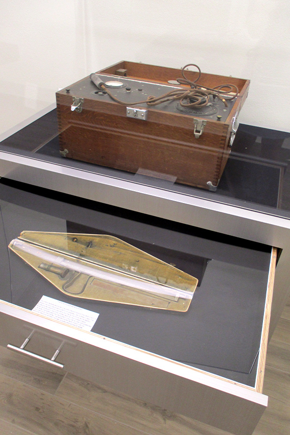 Delphi Showcases | Gaylord Archival
